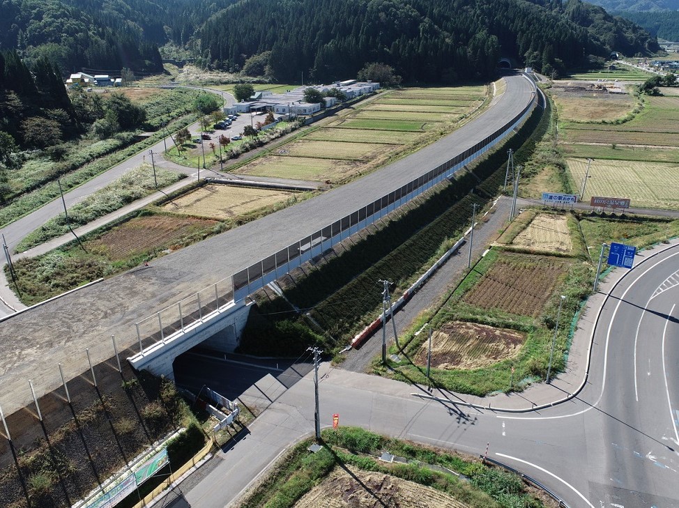 道路(改良・舗装・修繕)